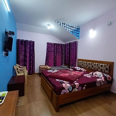 Апартаменти Karpagam Residency Уті Екстер'єр фото