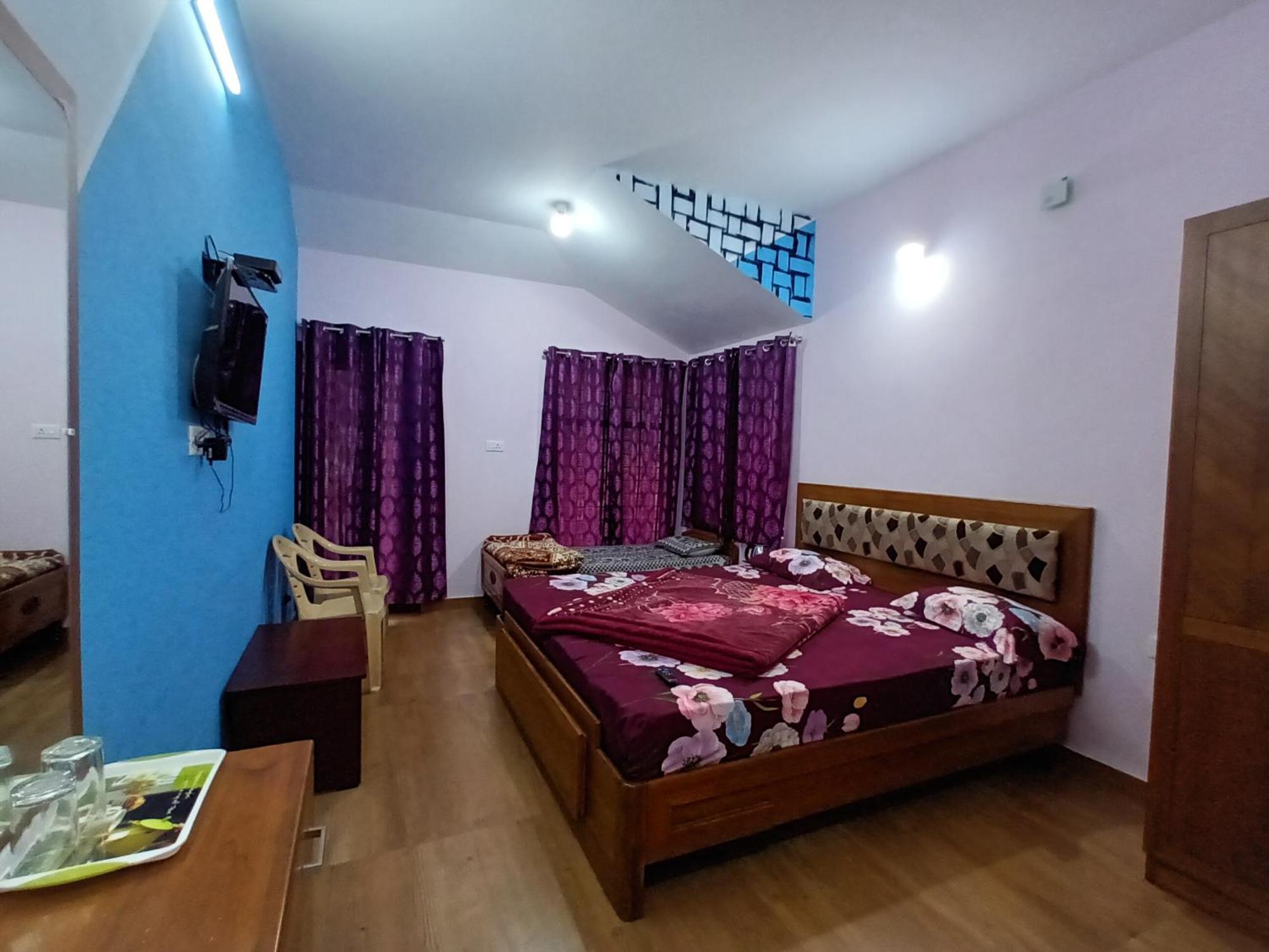 Апартаменти Karpagam Residency Уті Екстер'єр фото